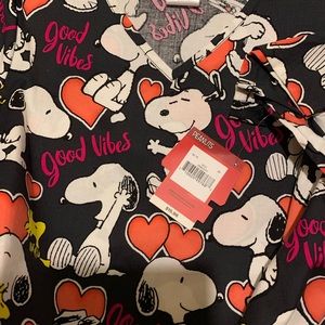 Peanuts cotton scrub top